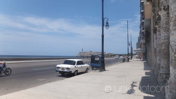 Casa Yunia y Rissi Centro Havana