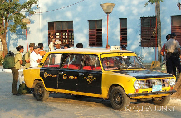 Lada Cuba Taxi