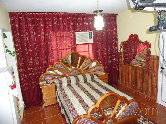 Villa Gina y Francis Holguin Cuba