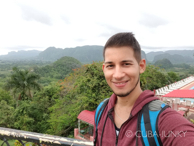 Havana tour guide - Jeandry Delgado